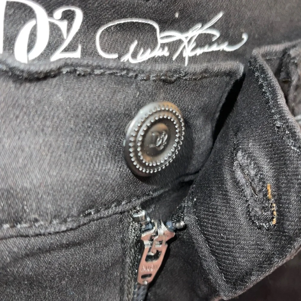 DG2 by Diane Gilman Black Classic Stretch Embroidered Stripe Skinny Jean Size 12 - Picture 8 of 13